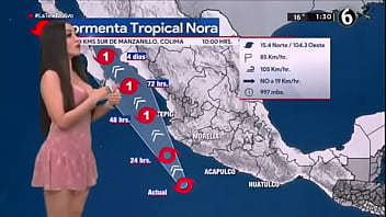 Emily quiñones en sexy vestido rosa