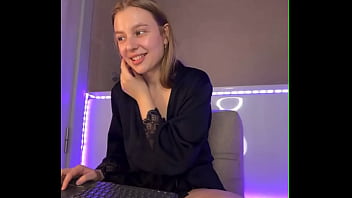 Masturbate in the hotel