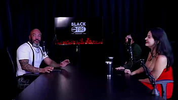 Se tornou famosa na cidade o pai viu seu vídeo pelada levou cuspida a buceta não aguenta sexo forte e o ex faroraf & emilly lima watch sheer red