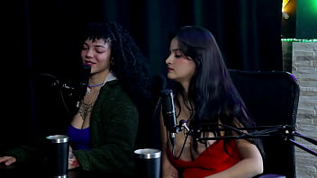 Se tornou famosa na cidade o pai viu seu vídeo pelada levou cuspida a buceta não aguenta sexo forte e o ex faroraf & emilly lima watch sheer red