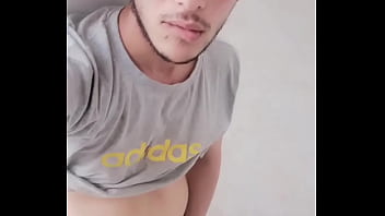 Autocomplacencia esperando que una hermosa mujer venga a comerme