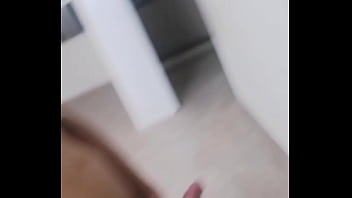 Autocomplacencia esperando que una hermosa mujer venga a comerme