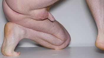Nude Masturbation With Unexpected Cum Between My Feet thumbnail