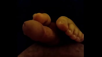 Horny feet