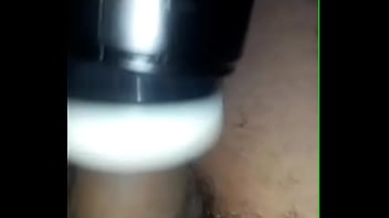 Masturbador Eletrico No Pau Do Moreno thumbnail