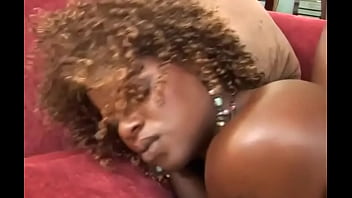 She loves inviting a whole posse of pussy pumpers to her place for an afternoon of nailing