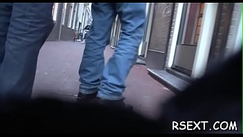 Black babe sucks white 10 pounder