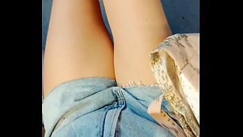 Usar el tren tiene sus ventajas ¿lo quieres ver completo #chicas #exhibitions #exhibit