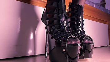 Nylon feet high heels