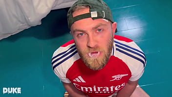 Milking every last drop of his sticky twink cum leonordicxxx