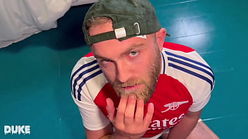 Milking every last drop of his sticky twink cum leonordicxxx