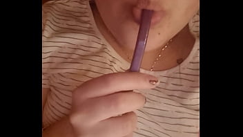 Disfrutando del caramelo antes de comerlo