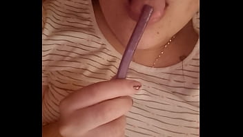 Disfrutando del caramelo antes de comerlo