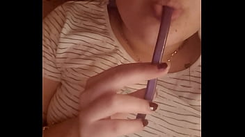 Disfrutando del caramelo antes de comerlo