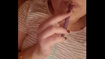 Disfrutando del caramelo antes de comerlo