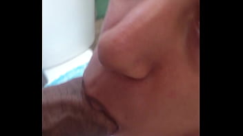 During photo shoot model provokes photographer