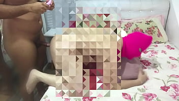 Negão comendo gostoso a apertadinha