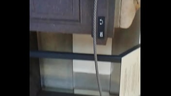 Novinha de shortinho no museu 2 teen short shorts in art gallery 2