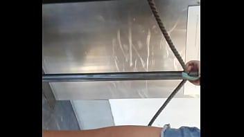 Novinha de shortinho no museu 2 teen short shorts in art gallery 2