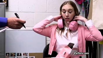 Thief cutie ends up on officers dick for a second time Thief cutie ends up on officers dick for a second time