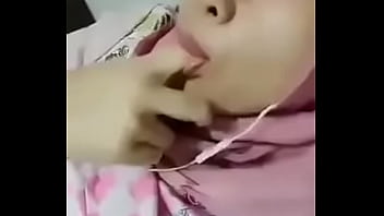 Jilbab vcs udah gak tahan