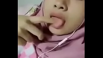 Jilbab vcs udah gak tahan