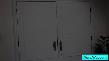 Lovely teenager girl enjoy massive dick inside her moist pink pussy