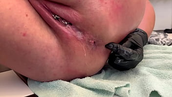 Anal 3 finger masturbate and asshole working and pee on the end