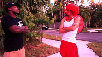 Cupid hits ebony baddie with his arrow & cock