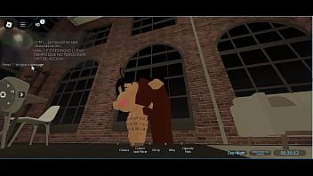 Su vecina estaba mas caliente que el horno