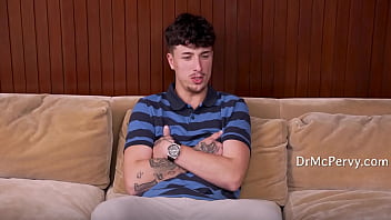 The shrink who showed me i wanna fuck her step mom