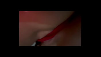 Que rico se masturba rossmexicana con sus medias rojas