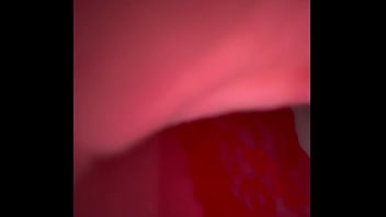 Que rico se masturba rossmexicana con sus medias rojas