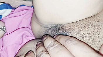 Indian newly married couple make sex relation in midnight desi bhabhi sex video