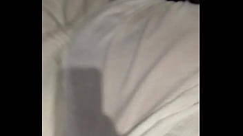 Maridos que emprestam esposas