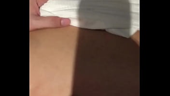 Maridos que emprestam esposas