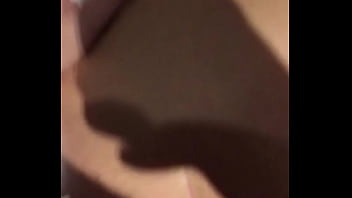 Maridos que emprestam esposas