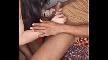 A ella le encanta mamar guebo