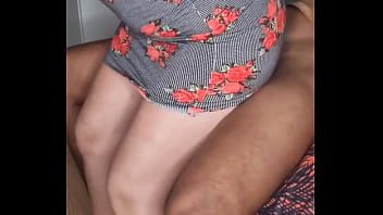 A ella le encanta mamar guebo