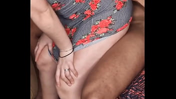 A ella le encanta mamar guebo