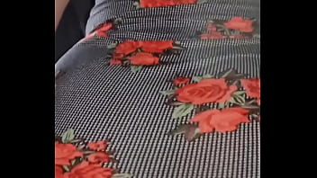 A ella le encanta mamar guebo