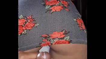 A ella le encanta mamar guebo