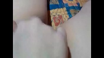 Me warming up self up for cock to be stuffed in my tight wet count