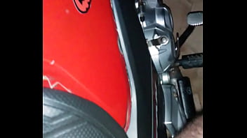 Gosando Emcima Da Moto thumbnail