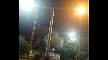 Afeminado Se Exhibe En Parque Publico thumbnail