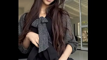 Do you like nerdy girls lialyenn