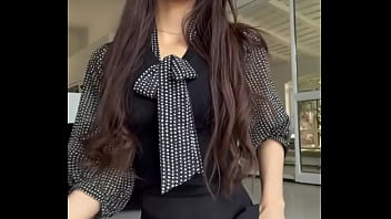 Do you like nerdy girls lialyenn