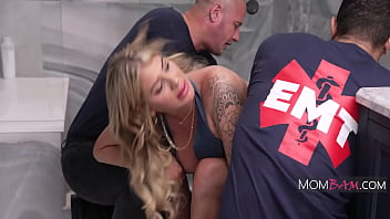 Busty milf had no other choice but get spitroasted by paramedics to get out