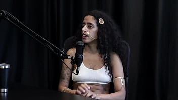 Gosta de sentir o pau entrando começou a cobrar pela sua paciência tirava foto pelada pra tocar siririca e prostituição é pra quem gosta de gente bibi hourani watch sheer red