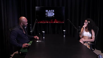 Gosta de sentir o pau entrando começou a cobrar pela sua paciência tirava foto pelada pra tocar siririca e prostituição é pra quem gosta de gente bibi hourani watch sheer red